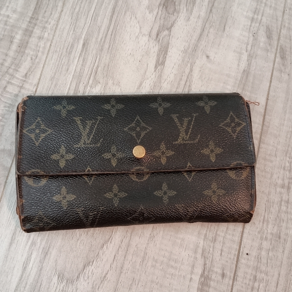 Louis Vuitton Porte Monnaie Monogram Pochette Credit Long Wallet - Picture 1 of 16